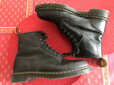 Rangers cuir noir DOC MARTENS