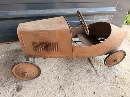 Voiture pédales ancienne - voiture, à