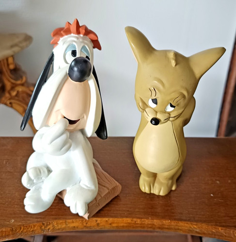 Paire figurines droopy - de,