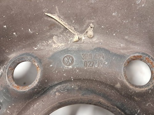 3b0601027d jante volkswagen - 3b0601027d,