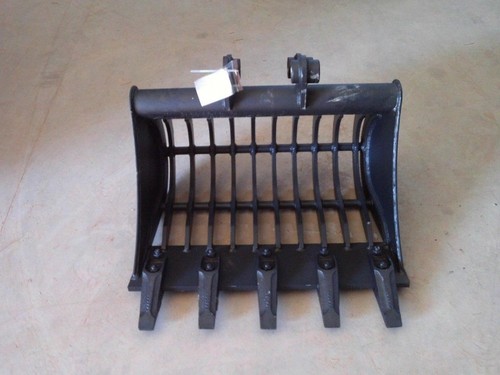 Godet squelette 700mm axes - squelette,