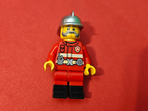 Figurine pompier rouge lego - lego,