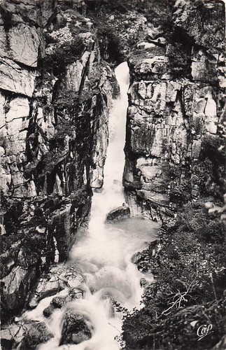 Berarde cascade des - la,