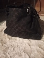 Sac à Main ou Fourre Tout