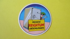 safe sticker WEGEN REICHTUM SCHLOSSEN 9 cm closed for wealth