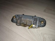 Poignee porte arriere gauche