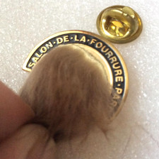 pin's vintage  salon de la