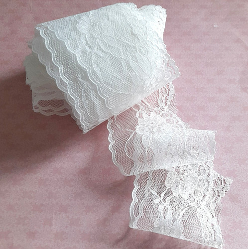 Dentelle blanche polyester - blanche,