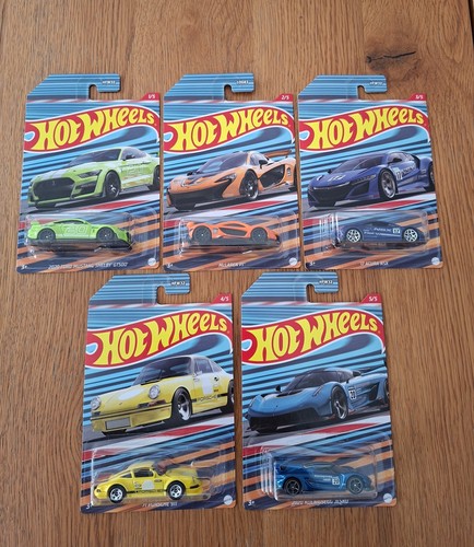 Hot wheels 2022 - hot,