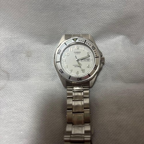 Casio diver 200m watch quartz - casio,