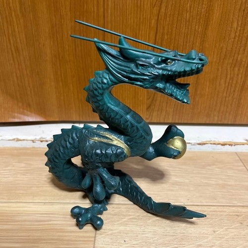 Statue dragon bronze métal