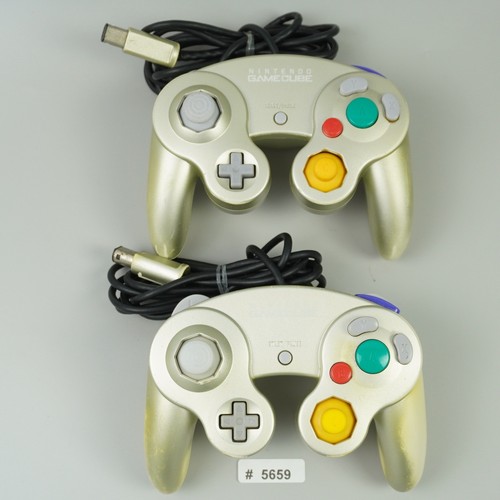 Lot manettes nintendo - 2,
