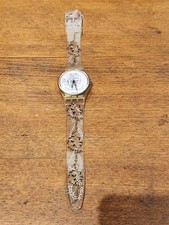 montre swatch quartz modele