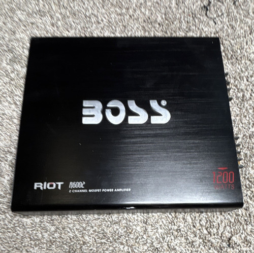 Boss audio riot r6002 1200 - audio,