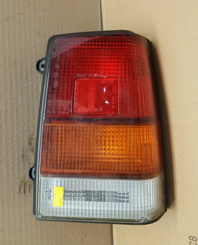 Feu arriere droit daihatsu - arriere,