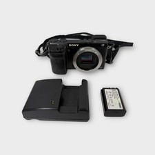 Sony Alpha NEX-7 24.3MP Digital Camera - Black (Body Only) w/ Charger