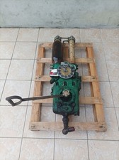 Ancienne pompe à essence