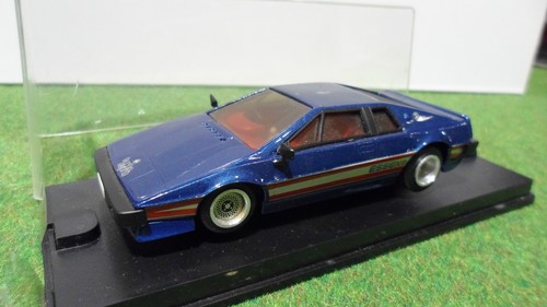 Lotus esprit turbo - lotus,