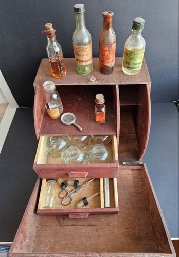 Rare coffret pharmacie - rare, à