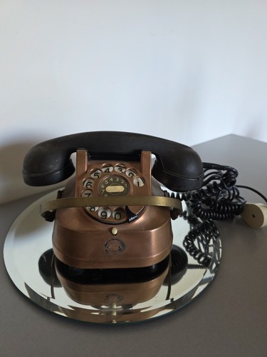 Ancien téléphone vintage - ancien,