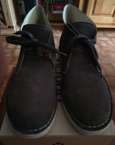 Chaussures neuves clarks - chaussures,