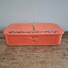 Ancienne boite à cirage