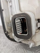 Feu arriere principal droit