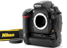 [MINT w/MB-D10] Nikon D700 12.1 MP Digital SLR Camera Body From Japan