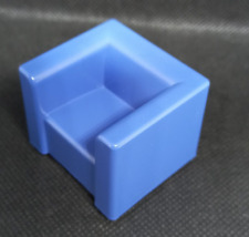 Playmobil Chritmas 9495 blue armchair Christmas furniture spare part. Very good condition.
