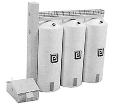 HO Plastruct Triple Silos and Grain Elevator Structure Kit #1825