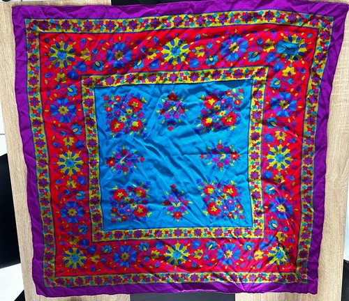 Foulard yves saint laurent - ,