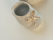 MINIATURE PORCELAIN SHOE white gold bow decoration subject dragees baptism