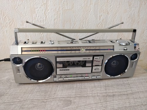 Boombox ghettoblaster sanyo m - ,