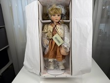 Poupée d&#039;artiste poupée de