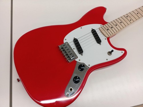 Guitare électrique squier - électrique, by
