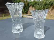 Duo de Vases en Verre  moulé