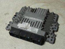 Calculateur moteur RENAULT