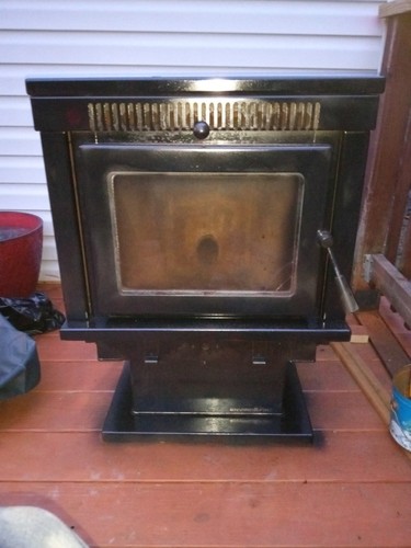 Pellet stove - stove,