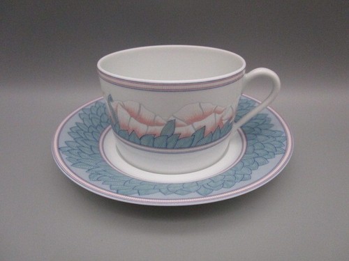 Tasse thé porcelaine de - a, en