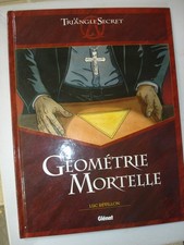 LE TRIANGLE SECRET- Hors