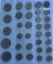 pièce de monnaie suisse LOT 33 PIECES DE 5 Cts A 5  francs DIFFERENTES ANNEES
