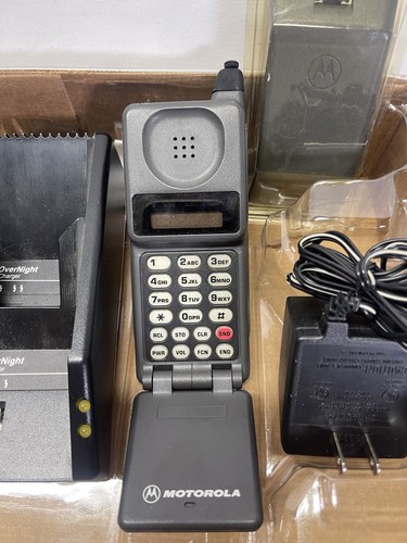1990 motorola flip - 1990’s,