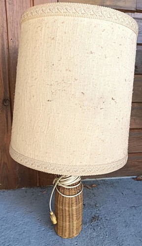 Ancienne lampe table - ancienne,