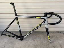 2016 Scott Addict Carbon Large 56cm Rim Brake Frameset 700C. Extras.