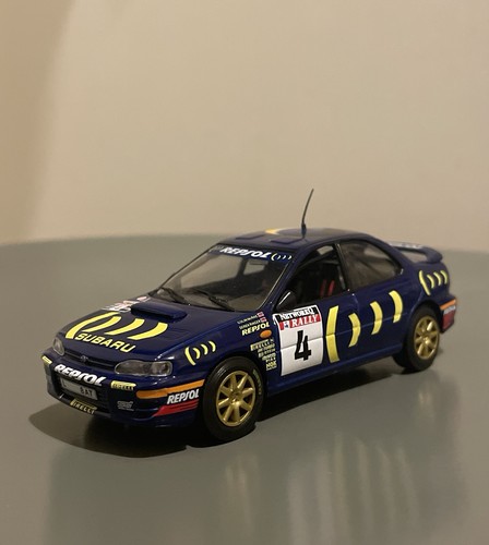 Voiture miniature subaru - voiture,