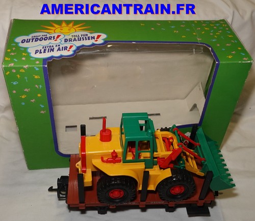 Wagon plat avec chargeuse - , sur