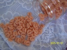 Anciens boutons : 10 petits