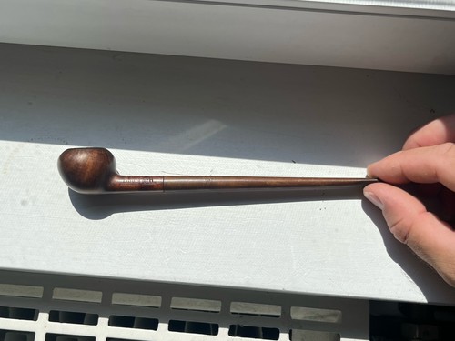Rare Antique Pipe "Reader" -