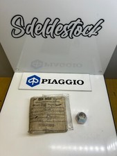 1 écrou retroviseur piaggio