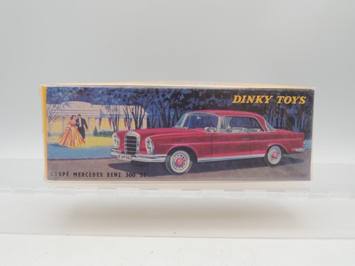 Dinky toys coupé - toys,